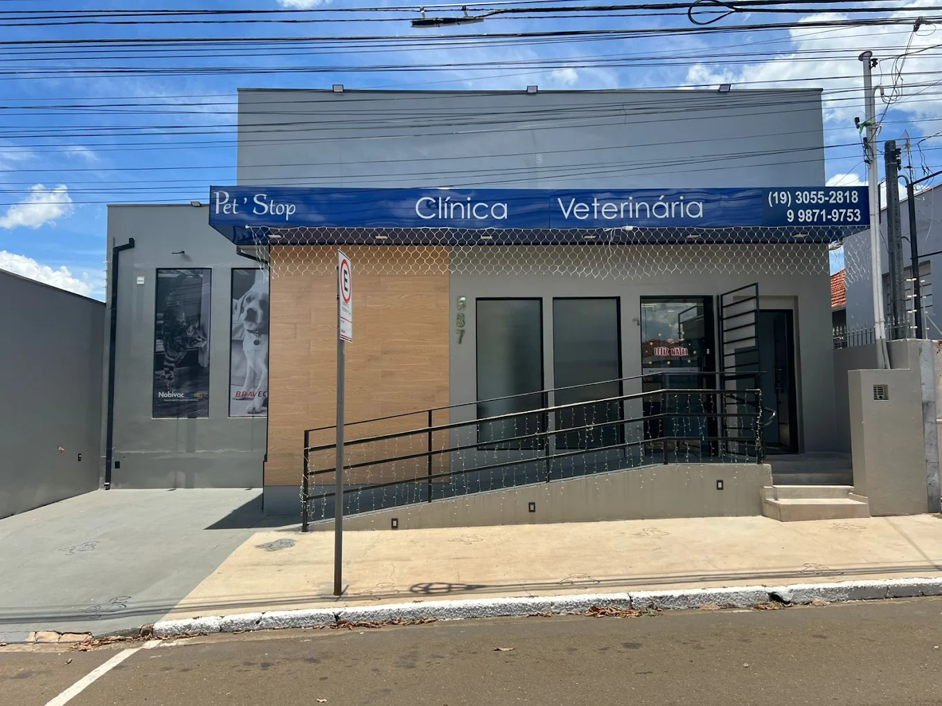 Fachada da Clínica Pet Stop